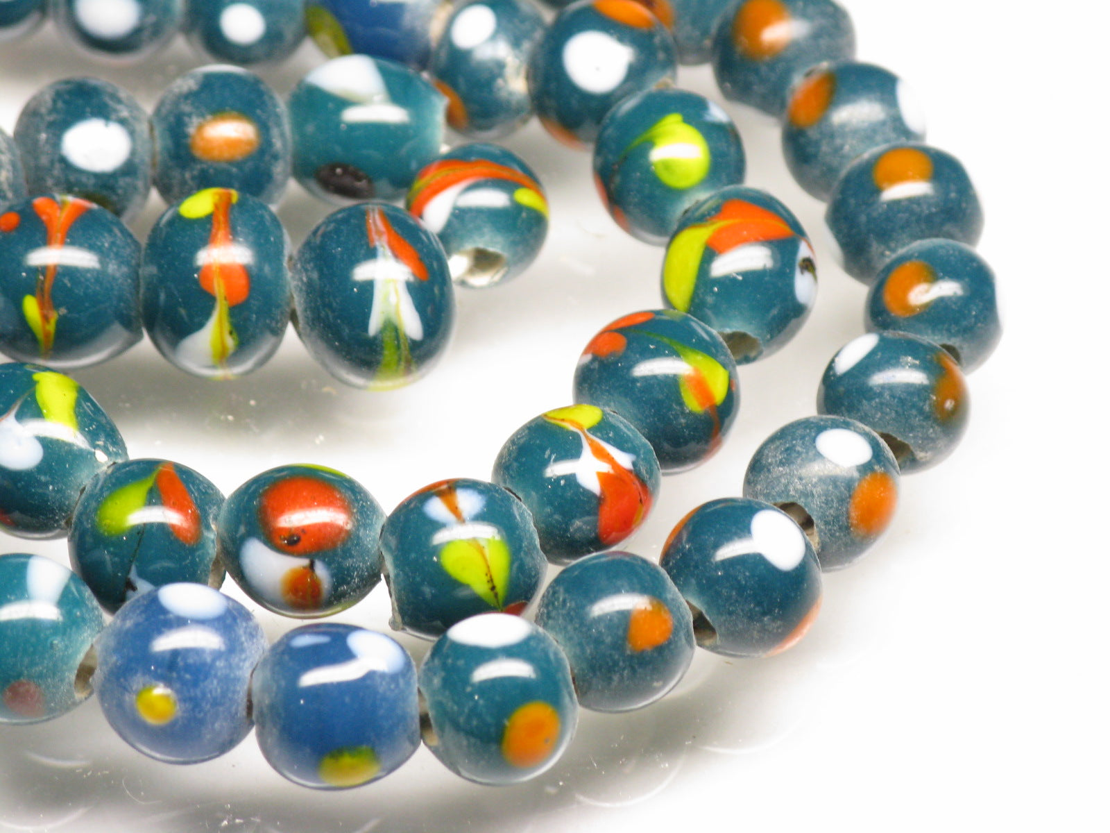 TOKO-BEADS |AG107-22N とんぼ玉（連/在庫限り） 8~11mm