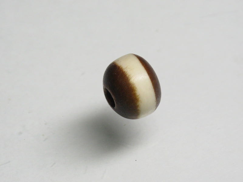 TOKO-BEADS AB183-34S Bone bead 8~9mm AB183-34S ボーンビーズ 8~9mm Asian bead & African bead  Handmade,Lampeork,bead,asia,india,ethnic,parts,accessory,beads とんぼ玉,ビーズ,トンボ玉,アジア,インド,エスニック,手作り,パーツ,アクセサリー