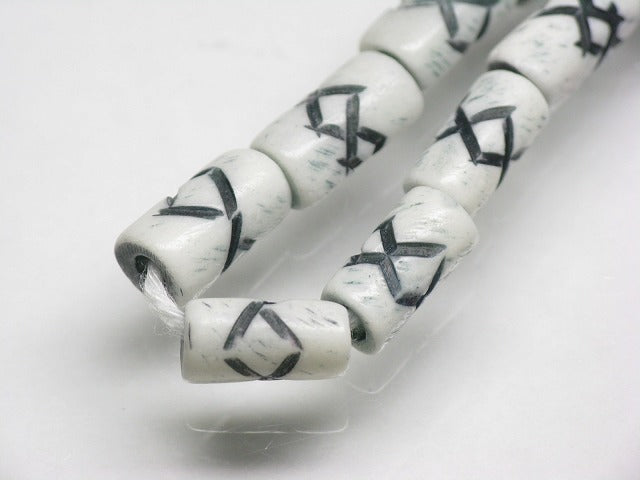 TOKO-BEADS AB184-04N Bone bead (strand) 5.5~6mm AB184-04N ボーンビーズ（連） 5.5~6mm Asian bead & African bead  Handmade,Lampeork,bead,asia,india,ethnic,parts,accessory,beads とんぼ玉,ビーズ,トンボ玉,アジア,インド,エスニック,手作り,パーツ,アクセサリー