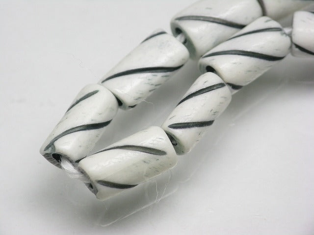 TOKO-BEADS AB184-02N Bone bead (strand) 6~6.5mm AB184-02N ボーンビーズ（連） 6~6.5mm Asian bead & African bead  Handmade,Lampeork,bead,asia,india,ethnic,parts,accessory,beads とんぼ玉,ビーズ,トンボ玉,アジア,インド,エスニック,手作り,パーツ,アクセサリー