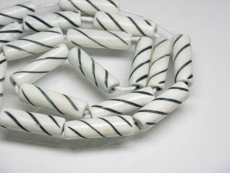TOKO-BEADS AB184-06N Bone bead (strand) 5~6.5mm AB184-06N ボーンビーズ（連） 5~6.5mm Asian bead & African bead  Handmade,Lampeork,bead,asia,india,ethnic,parts,accessory,beads とんぼ玉,ビーズ,トンボ玉,アジア,インド,エスニック,手作り,パーツ,アクセサリー