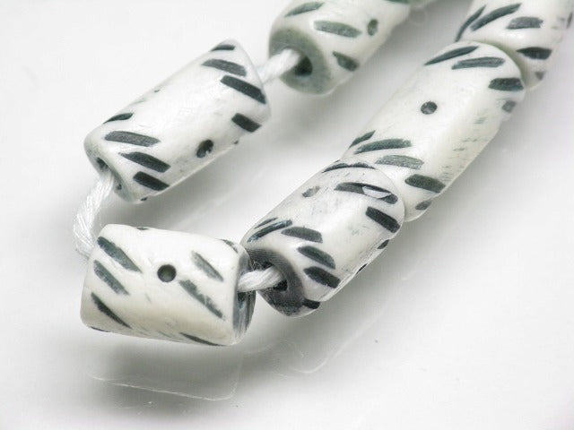 TOKO-BEADS AB184N-08 Bone bead (strand) 6.5~7mm AB184N-08 ボーンビーズ（連） 6.5~7mm Asian bead & African bead  Handmade,Lampeork,bead,asia,india,ethnic,parts,accessory,beads とんぼ玉,ビーズ,トンボ玉,アジア,インド,エスニック,手作り,パーツ,アクセサリー