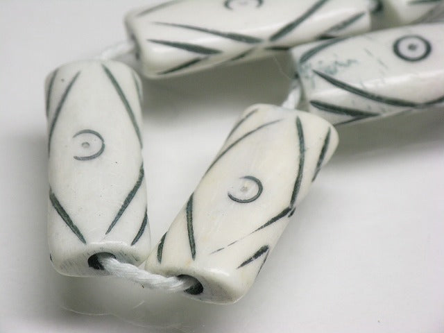 TOKO-BEADS AB184-15N Bone bead (strand) 9~10mm AB184-15N ボーンビーズ（連） 9~10mm Asian bead & African bead  Handmade,Lampeork,bead,asia,india,ethnic,parts,accessory,beads とんぼ玉,ビーズ,トンボ玉,アジア,インド,エスニック,手作り,パーツ,アクセサリー
