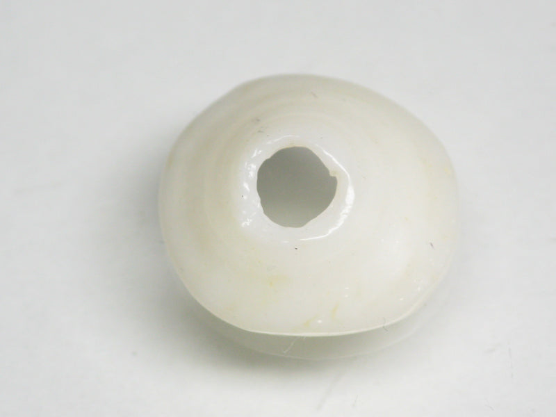 TOKO-BEADS AB189-14 Puka shell 17mm AB189-14 プカシェル 17mm Asian bead & African bead  Handmade,Lampeork,bead,asia,india,ethnic,parts,accessory,beads とんぼ玉,ビーズ,トンボ玉,アジア,インド,エスニック,手作り,パーツ,アクセサリー