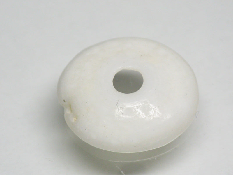 TOKO-BEADS AB189-19 Puka shell 18.5mm AB189-19 プカシェル 18.5mm Asian bead & African bead  Handmade,Lampeork,bead,asia,india,ethnic,parts,accessory,beads とんぼ玉,ビーズ,トンボ玉,アジア,インド,エスニック,手作り,パーツ,アクセサリー