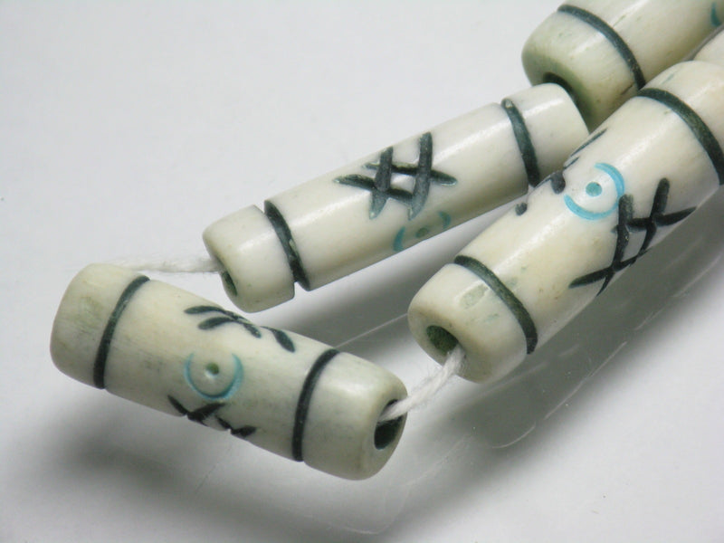 TOKO-BEADS AB195-09N Bone bead (strand) 5.5~6.5mm AB195-09N ボーンビーズ（連） 5.5~6.5mm Asian bead & African bead  Handmade,Lampeork,bead,asia,india,ethnic,parts,accessory,beads とんぼ玉,ビーズ,トンボ玉,アジア,インド,エスニック,手作り,パーツ,アクセサリー