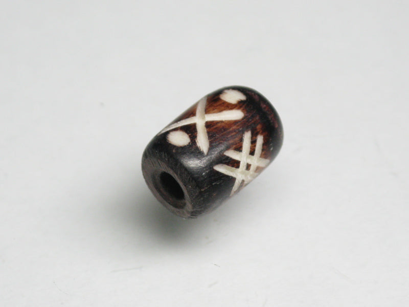 TOKO-BEADS AB195-18S Bone bead 6~8mm AB195-18S ボーンビーズ 6~8mm Asian bead & African bead  Handmade,Lampeork,bead,asia,india,ethnic,parts,accessory,beads とんぼ玉,ビーズ,トンボ玉,アジア,インド,エスニック,手作り,パーツ,アクセサリー