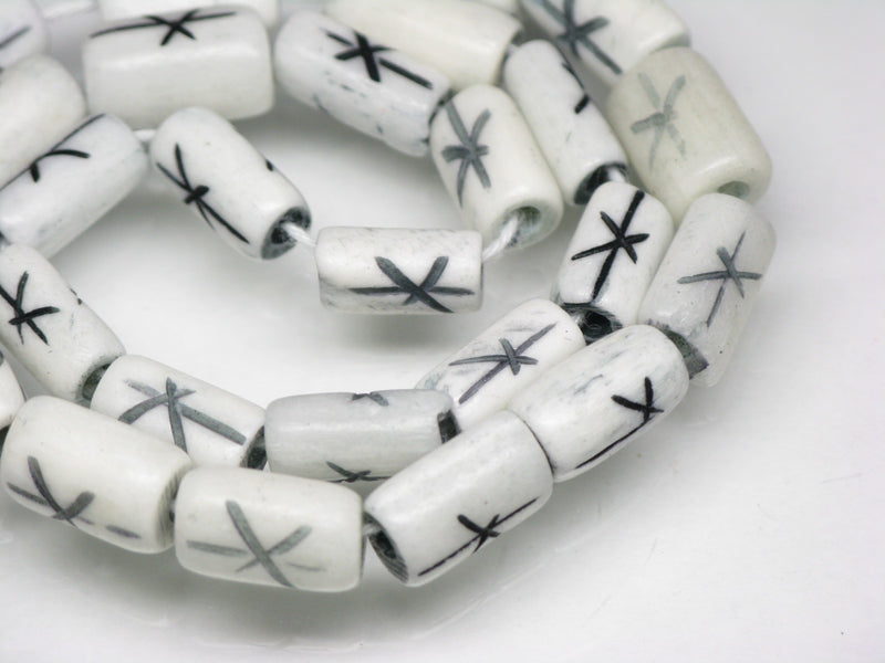 TOKO-BEADS AB196-01N Bone bead (strand) 5~7mm AB196-01N ボーンビーズ（連） 5~7mm Asian bead & African bead  Handmade,Lampeork,bead,asia,india,ethnic,parts,accessory,beads とんぼ玉,ビーズ,トンボ玉,アジア,インド,エスニック,手作り,パーツ,アクセサリー
