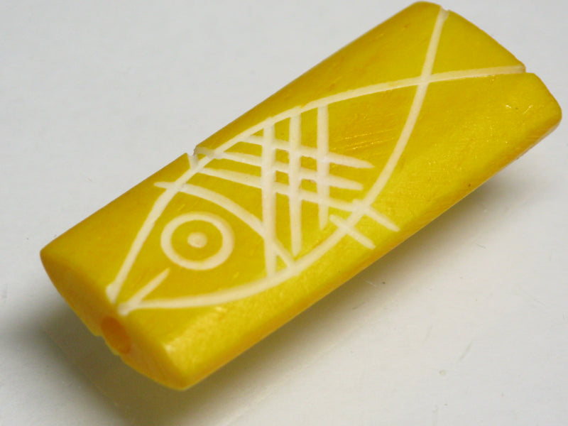 TOKO-BEADS AB200-87S Bone bead (Fish) 13~15mm AB200-87S ボーンビーズ（魚） 13~15mm Asian bead & African bead  Handmade,Lampeork,bead,asia,india,ethnic,parts,accessory,beads とんぼ玉,ビーズ,トンボ玉,アジア,インド,エスニック,手作り,パーツ,アクセサリー