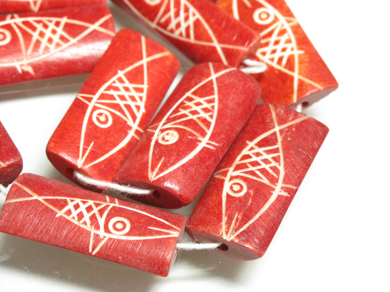 TOKO-BEADS AB200-90N Bone bead (Fish) (strand) 13~15mm AB200-90N ボーンビーズ（魚）（連） 13~15mm Asian bead & African bead  Handmade,Lampeork,bead,asia,india,ethnic,parts,accessory,beads とんぼ玉,ビーズ,トンボ玉,アジア,インド,エスニック,手作り,パーツ,アクセサリー