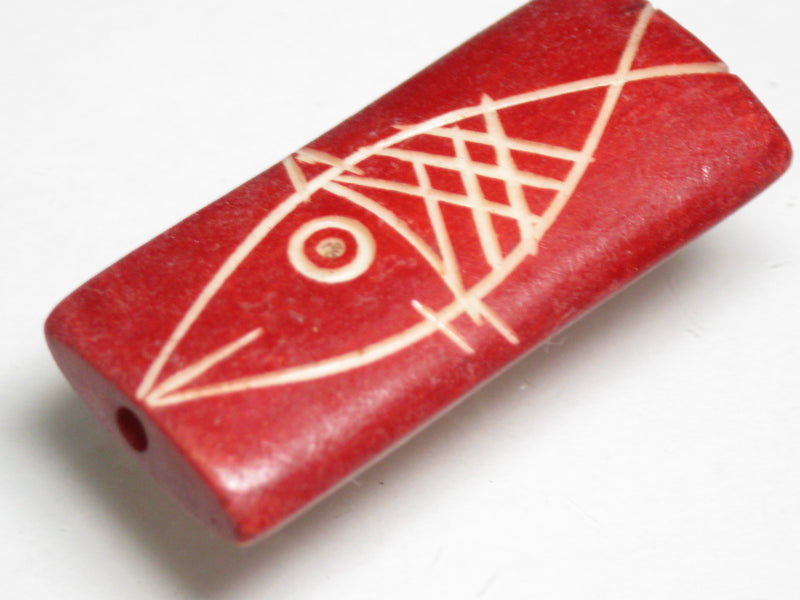 TOKO-BEADS AB200-90S Bone bead (Fish) 13~15mm AB200-90S ボーンビーズ（魚） 13~15mm Asian bead & African bead  Handmade,Lampeork,bead,asia,india,ethnic,parts,accessory,beads とんぼ玉,ビーズ,トンボ玉,アジア,インド,エスニック,手作り,パーツ,アクセサリー