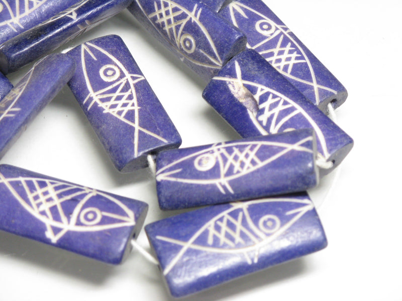 TOKO-BEADS AB200-92N Bone bead (Fish) (strand) 13~15mm AB200-92N ボーンビーズ（魚）（連） 13~15mm Asian bead & African bead  Handmade,Lampeork,bead,asia,india,ethnic,parts,accessory,beads とんぼ玉,ビーズ,トンボ玉,アジア,インド,エスニック,手作り,パーツ,アクセサリー