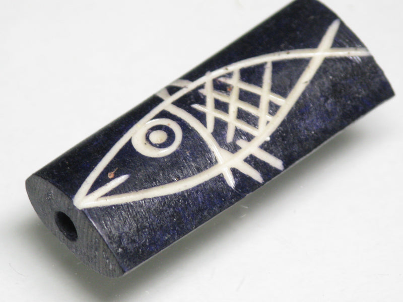 TOKO-BEADS AB200-93S Bone bead (Fish) 13~15mm AB200-93S ボーンビーズ（魚） 13~15mm Asian bead & African bead  Handmade,Lampeork,bead,asia,india,ethnic,parts,accessory,beads とんぼ玉,ビーズ,トンボ玉,アジア,インド,エスニック,手作り,パーツ,アクセサリー