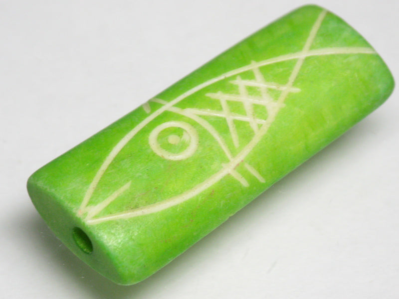 TOKO-BEADS AB200-94S Bone bead (Fish) 13~15mm AB200-94S ボーンビーズ（魚） 13~15mm Asian bead & African bead  Handmade,Lampeork,bead,asia,india,ethnic,parts,accessory,beads とんぼ玉,ビーズ,トンボ玉,アジア,インド,エスニック,手作り,パーツ,アクセサリー