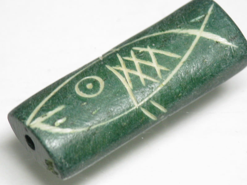 TOKO-BEADS AB200-95S Bone bead (Fish) 13~15mm AB200-95S ボーンビーズ（魚） 13~15mm Asian bead & African bead  Handmade,Lampeork,bead,asia,india,ethnic,parts,accessory,beads とんぼ玉,ビーズ,トンボ玉,アジア,インド,エスニック,手作り,パーツ,アクセサリー