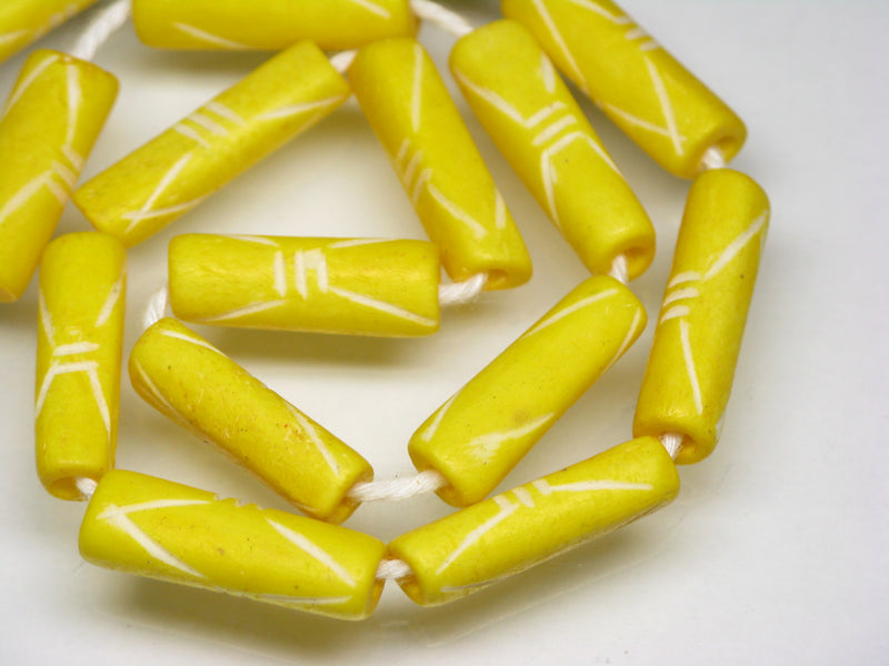 TOKO-BEADS AB202N-08 Bone bead (strand) 6~7mm AB202N-08 ボーンビーズ（連） 6~7mm Asian bead & African bead  Handmade,Lampeork,bead,asia,india,ethnic,parts,accessory,beads とんぼ玉,ビーズ,トンボ玉,アジア,インド,エスニック,手作り,パーツ,アクセサリー