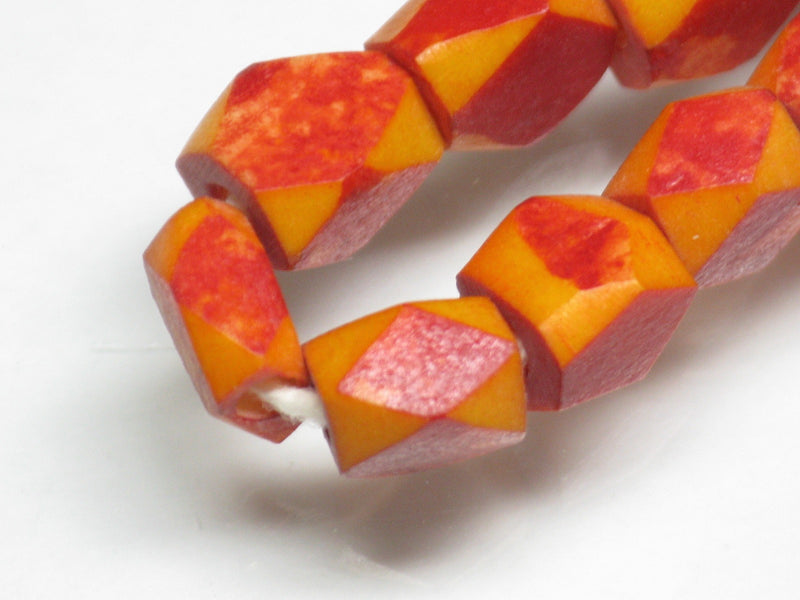 TOKO-BEADS AB204-10N Bone bead (strand) 5~7mm AB204-10N 多面カットボーンビーズ（連） 5~7mm Asian bead & African bead  Handmade,Lampeork,bead,asia,india,ethnic,parts,accessory,beads とんぼ玉,ビーズ,トンボ玉,アジア,インド,エスニック,手作り,パーツ,アクセサリー