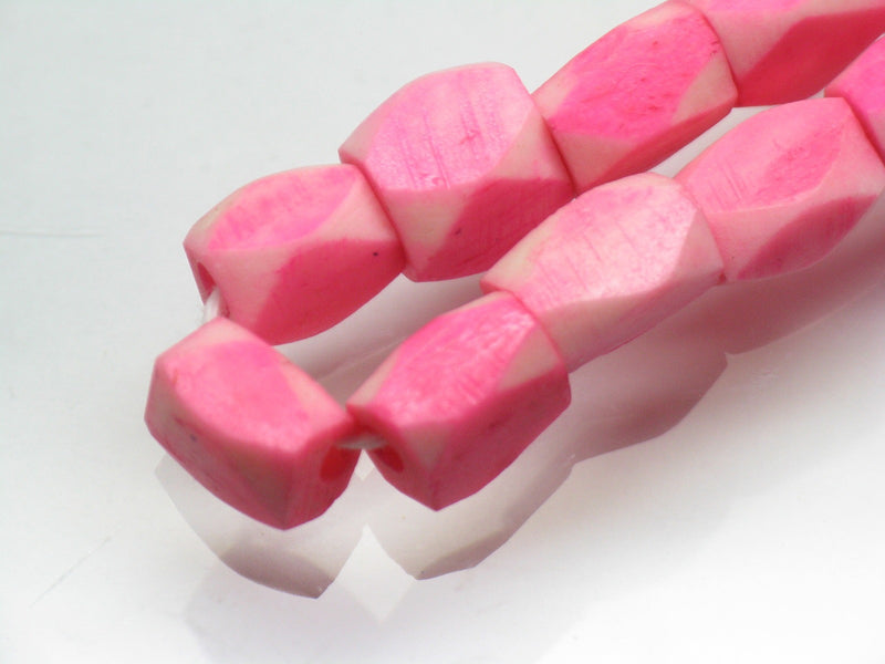 TOKO-BEADS AB204-16N Bone bead (strand) 5~8mm AB204-16N 多面カットボーンビーズ（連） 5~8mm Asian bead & African bead  Handmade,Lampeork,bead,asia,india,ethnic,parts,accessory,beads とんぼ玉,ビーズ,トンボ玉,アジア,インド,エスニック,手作り,パーツ,アクセサリー