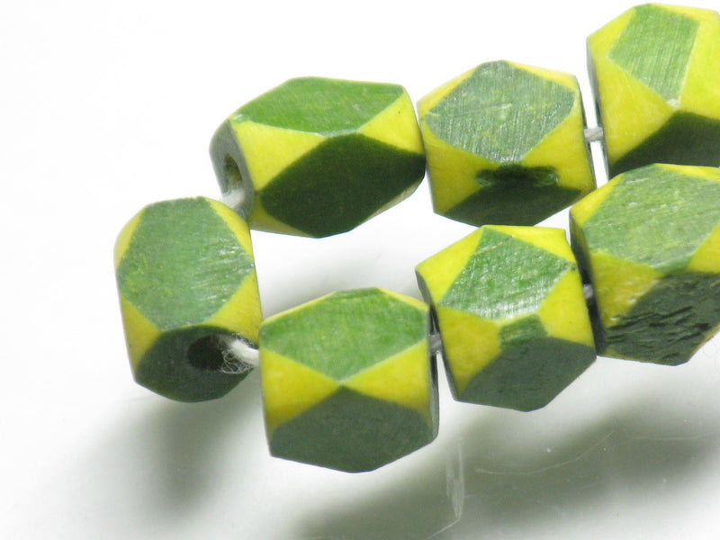 TOKO-BEADS AB204-22N Bone bead (strand) 6mm AB204-22N 多面カットボーンビーズ（連） 6mm Asian bead & African bead  Handmade,Lampeork,bead,asia,india,ethnic,parts,accessory,beads とんぼ玉,ビーズ,トンボ玉,アジア,インド,エスニック,手作り,パーツ,アクセサリー