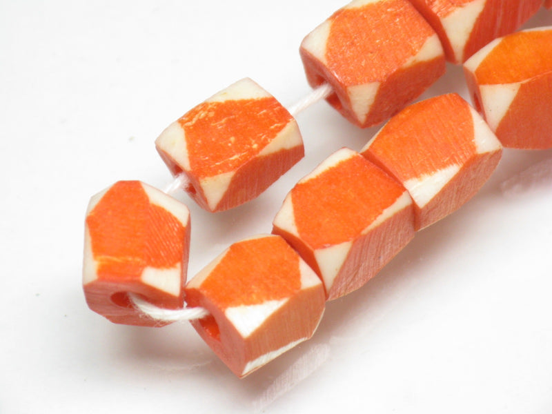 TOKO-BEADS AB204-25N Bone bead (strand) 6~8mm AB204-25N 多面カットボーンビーズ（連） 6~8mm Asian bead & African bead  Handmade,Lampeork,bead,asia,india,ethnic,parts,accessory,beads とんぼ玉,ビーズ,トンボ玉,アジア,インド,エスニック,手作り,パーツ,アクセサリー