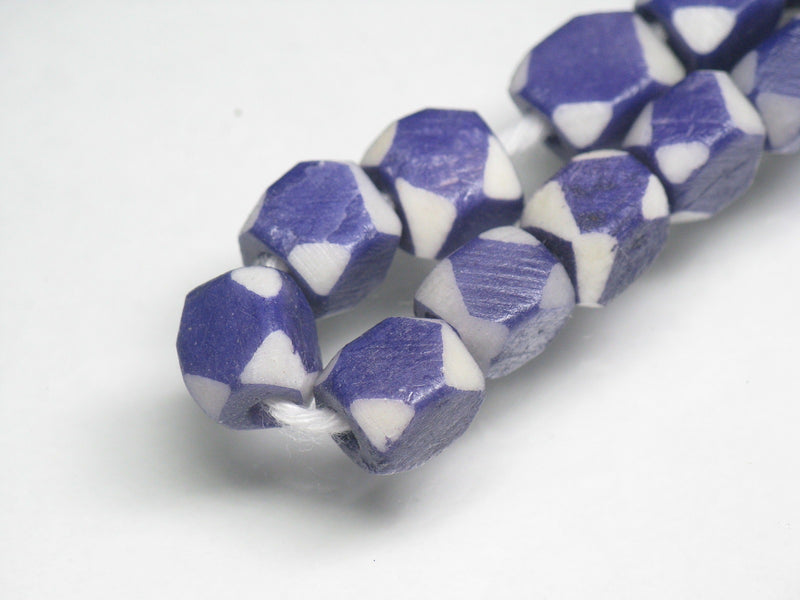 TOKO-BEADS AB204-28N Bone bead (strand) 5.5~7mm AB204-28N 多面カットボーンビーズ（連） 5.5~7mm Asian bead & African bead  Handmade,Lampeork,bead,asia,india,ethnic,parts,accessory,beads とんぼ玉,ビーズ,トンボ玉,アジア,インド,エスニック,手作り,パーツ,アクセサリー