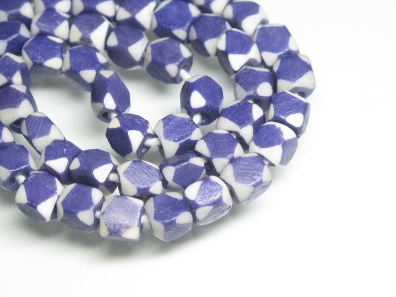 TOKO-BEADS AB204-28N Bone bead (strand) 5.5~7mm AB204-28N 多面カットボーンビーズ（連） 5.5~7mm Asian bead & African bead  Handmade,Lampeork,bead,asia,india,ethnic,parts,accessory,beads とんぼ玉,ビーズ,トンボ玉,アジア,インド,エスニック,手作り,パーツ,アクセサリー