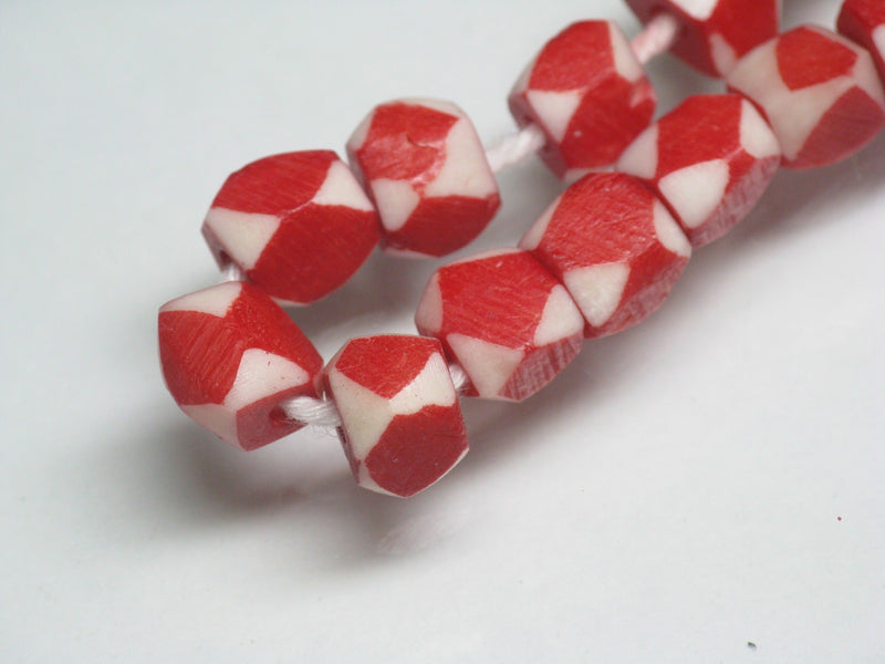 TOKO-BEADS AB204-31N Bone bead (strand) 5.5~7mm AB204-31N 多面カットボーンビーズ（連） 5.5~7mm Asian bead & African bead  Handmade,Lampeork,bead,asia,india,ethnic,parts,accessory,beads とんぼ玉,ビーズ,トンボ玉,アジア,インド,エスニック,手作り,パーツ,アクセサリー