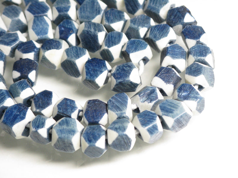 TOKO-BEADS AB204-40N Bone bead (strand) 6~7mm AB204-40N 多面カットボーンビーズ（連） 6~7mm Asian bead & African bead  Handmade,Lampeork,bead,asia,india,ethnic,parts,accessory,beads とんぼ玉,ビーズ,トンボ玉,アジア,インド,エスニック,手作り,パーツ,アクセサリー