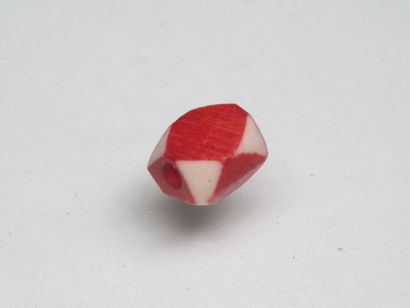 TOKO-BEADS AB204-31S Bone bead 5.5~7mm AB204-31S 多面カットボーンビーズ 5.5~7mm Asian bead & African bead  Handmade,Lampeork,bead,asia,india,ethnic,parts,accessory,beads とんぼ玉,ビーズ,トンボ玉,アジア,インド,エスニック,手作り,パーツ,アクセサリー