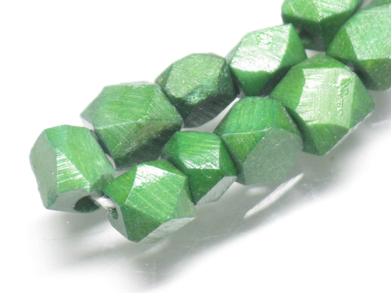 TOKO-BEADS AB205-04N Bone bead (strand) 5.5~7mm AB205-04N 多面カットボーンビーズ（連） 5.5~7mm Asian bead & African bead  Handmade,Lampeork,bead,asia,india,ethnic,parts,accessory,beads とんぼ玉,ビーズ,トンボ玉,アジア,インド,エスニック,手作り,パーツ,アクセサリー