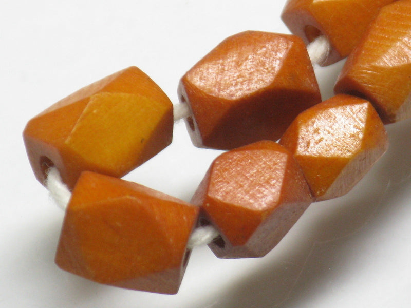 TOKO-BEADS AB205-07N Bone bead (strand) 5.5~7mm AB205-07N 多面カットボーンビーズ（連） 5.5~7mm Asian bead & African bead  Handmade,Lampeork,bead,asia,india,ethnic,parts,accessory,beads とんぼ玉,ビーズ,トンボ玉,アジア,インド,エスニック,手作り,パーツ,アクセサリー