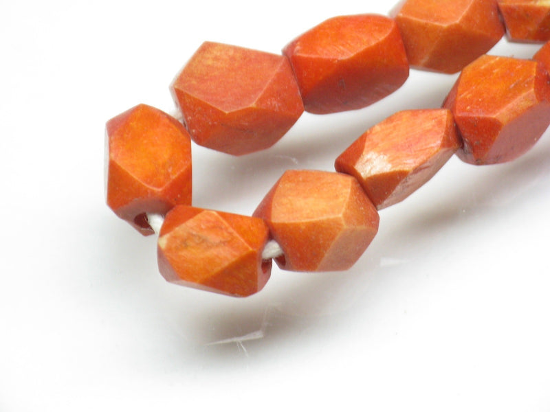 TOKO-BEADS AB205-14N Bone bead (strand) 5~8mm AB205-14N 多面カットボーンビーズ（連） 5~8mm Asian bead & African bead  Handmade,Lampeork,bead,asia,india,ethnic,parts,accessory,beads とんぼ玉,ビーズ,トンボ玉,アジア,インド,エスニック,手作り,パーツ,アクセサリー