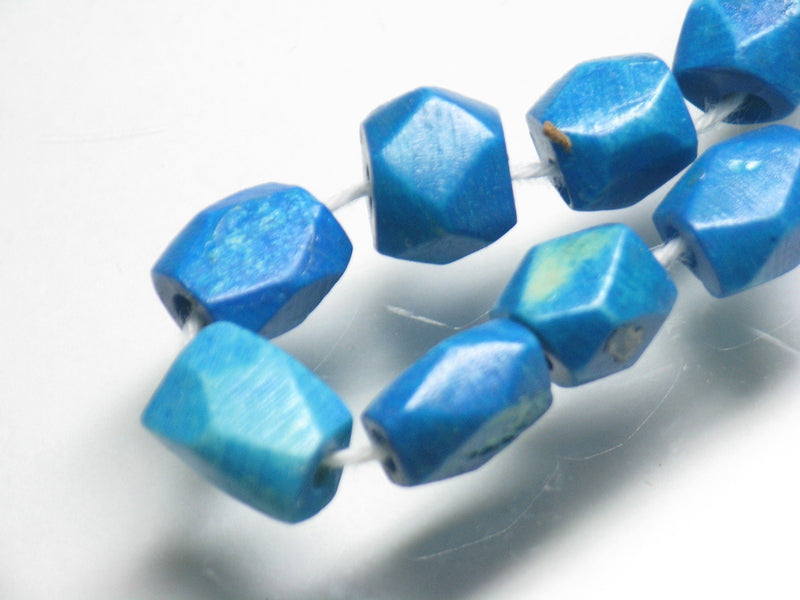TOKO-BEADS AB205-15N Bone bead (strand) 6mm AB205-15N 多面カットボーンビーズ（連） 6mm Asian bead & African bead  Handmade,Lampeork,bead,asia,india,ethnic,parts,accessory,beads とんぼ玉,ビーズ,トンボ玉,アジア,インド,エスニック,手作り,パーツ,アクセサリー