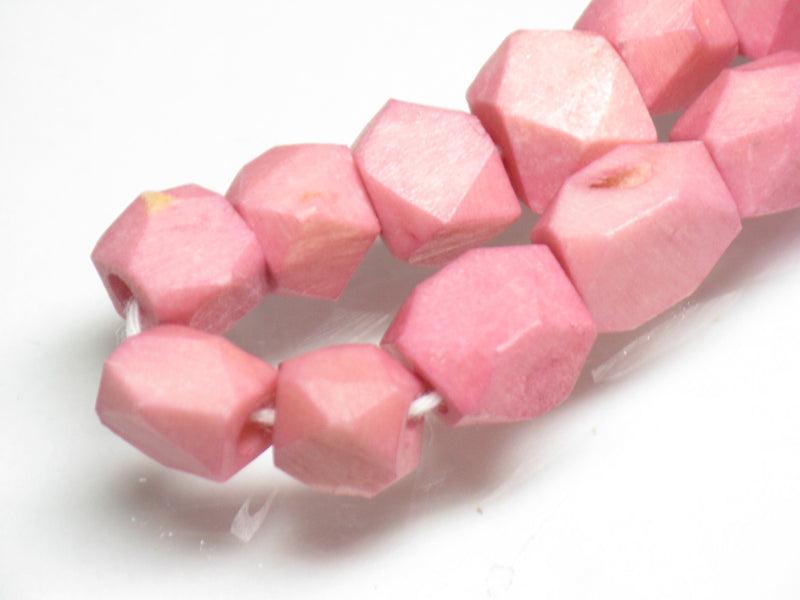 TOKO-BEADS AB205-26N Bone bead (strand) 5.5~7mm AB205-26N 多面カットボーンビーズ（連） 5.5~7mm Asian bead & African bead  Handmade,Lampeork,bead,asia,india,ethnic,parts,accessory,beads とんぼ玉,ビーズ,トンボ玉,アジア,インド,エスニック,手作り,パーツ,アクセサリー