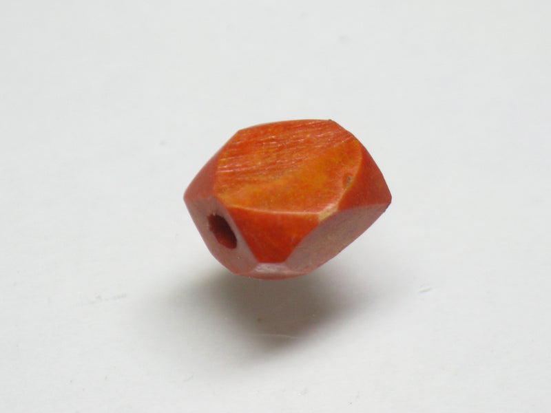TOKO-BEADS AB205-14S Bone bead 5~8mm AB205-14S 多面カットボーンビーズ 5~8mm Asian bead & African bead  Handmade,Lampeork,bead,asia,india,ethnic,parts,accessory,beads とんぼ玉,ビーズ,トンボ玉,アジア,インド,エスニック,手作り,パーツ,アクセサリー