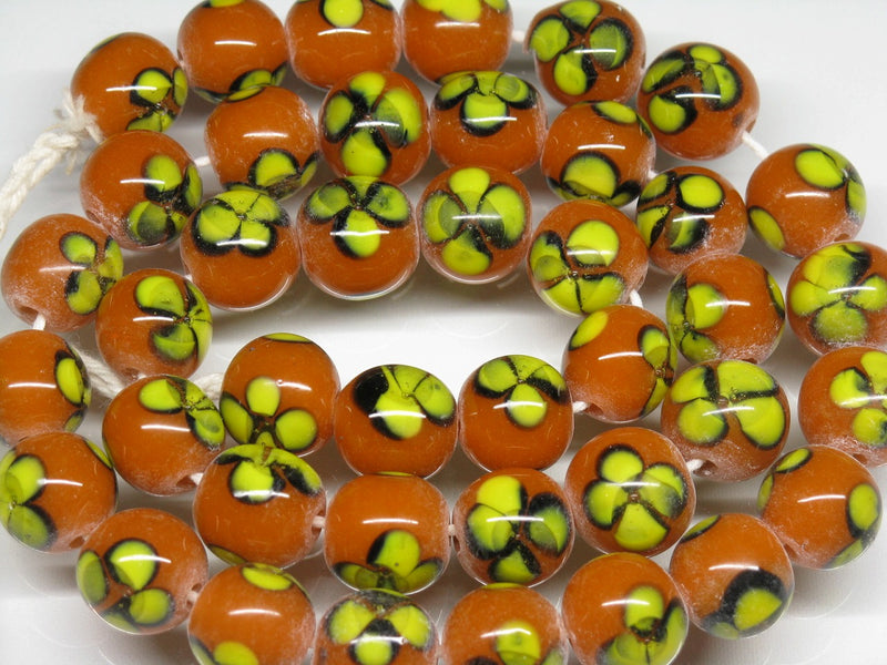 TOKO-BEADS AG006N-12 Glass bead (strand) 12mm AG006N-12 フラワービーズ（連） 12mm Asian bead & African bead  Handmade,Lampeork,bead,asia,india,ethnic,parts,accessory,beads とんぼ玉,ビーズ,トンボ玉,アジア,インド,エスニック,手作り,パーツ,アクセサリー