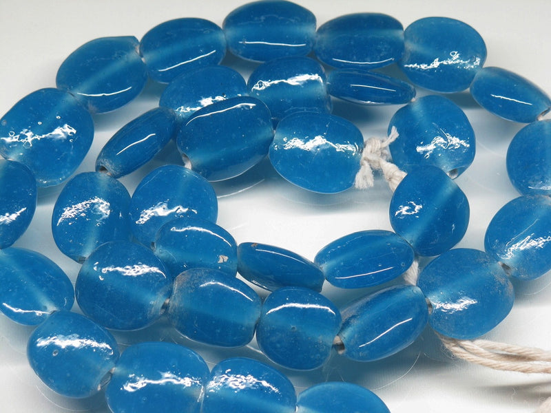TOKO-BEADS AG008N-30 Glass bead (strand) 11~15mm AG008N-30 丸型フラットビーズ（連） 11~15mm Asian bead & African bead  Handmade,Lampeork,bead,asia,india,ethnic,parts,accessory,beads とんぼ玉,ビーズ,トンボ玉,アジア,インド,エスニック,手作り,パーツ,アクセサリー