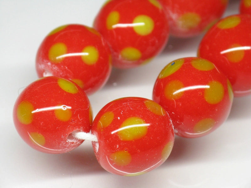 AG009-18N Glass bead (strand) 13.5mm