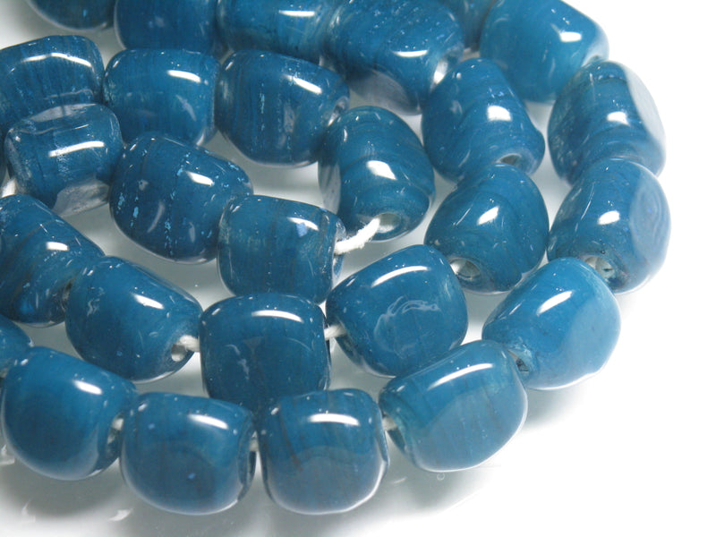 TOKO-BEADS AG011-10N Glass bead (L) (strand) 11~13mm AG011-10N 三角とんぼ玉L（連） 11~13mm Asian bead & African bead  Handmade,Lampeork,bead,asia,india,ethnic,parts,accessory,beads とんぼ玉,ビーズ,トンボ玉,アジア,インド,エスニック,手作り,パーツ,アクセサリー