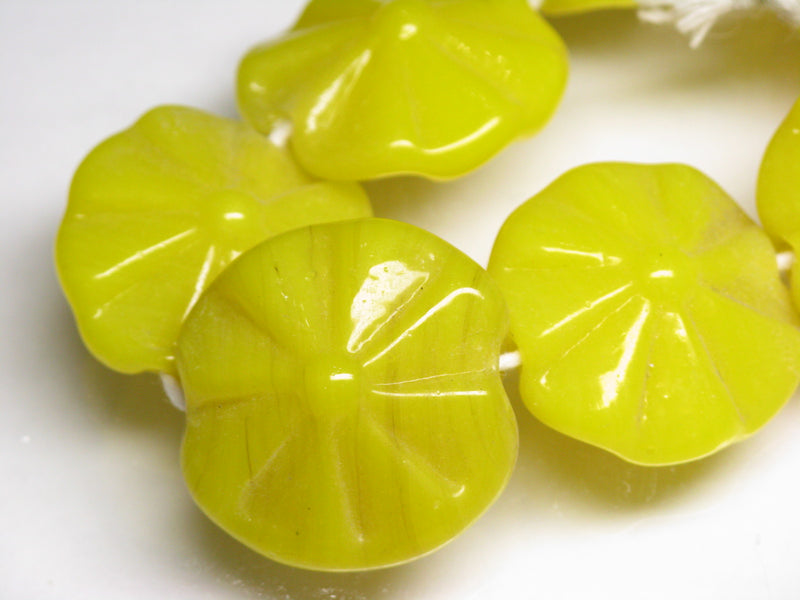 TOKO-BEADS AG012-21N Glass bead (strand) 24~26mm AG012-21N フラワービーズ（連） 24~26mm Asian bead & African bead  Handmade,Lampeork,bead,asia,india,ethnic,parts,accessory,beads とんぼ玉,ビーズ,トンボ玉,アジア,インド,エスニック,手作り,パーツ,アクセサリー