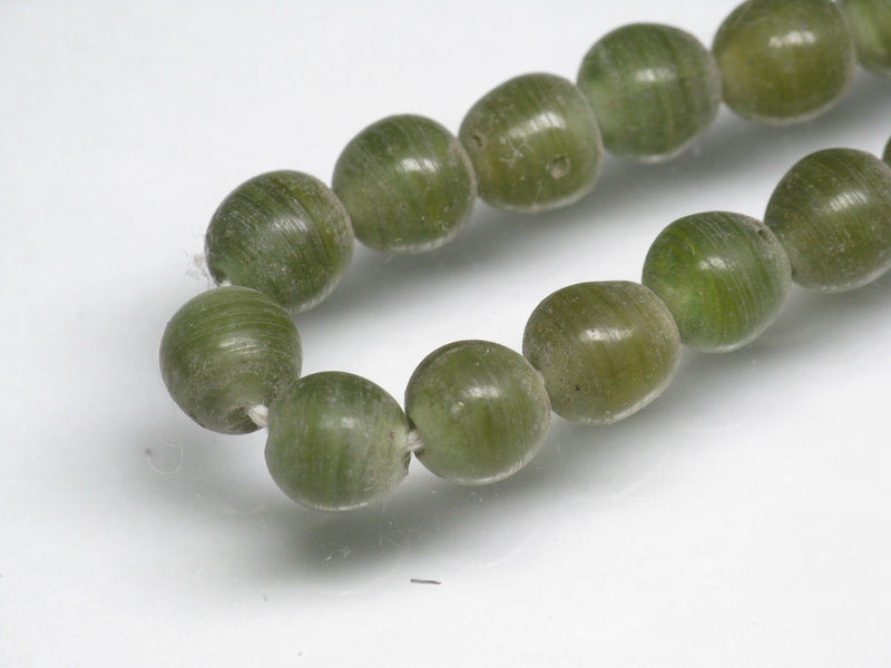 TOKO-BEADS AG015-86N Glass bead (Strand) 6~7mm AG015-86N ガラスビーズ（連） 6~7mm Asian bead & African bead  Handmade,Lampeork,bead,asia,india,ethnic,parts,accessory,beads とんぼ玉,ビーズ,トンボ玉,アジア,インド,エスニック,手作り,パーツ,アクセサリー