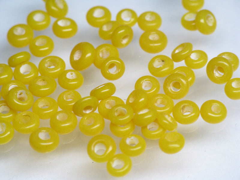 TOKO-BEADS AG025-59S Glass Seed bead (2g) 4mm AG025-59S 極小リングシードビーズ（2g） 4mm Asian bead & African bead  Handmade,Lampeork,bead,asia,india,ethnic,parts,accessory,beads とんぼ玉,ビーズ,トンボ玉,アジア,インド,エスニック,手作り,パーツ,アクセサリー