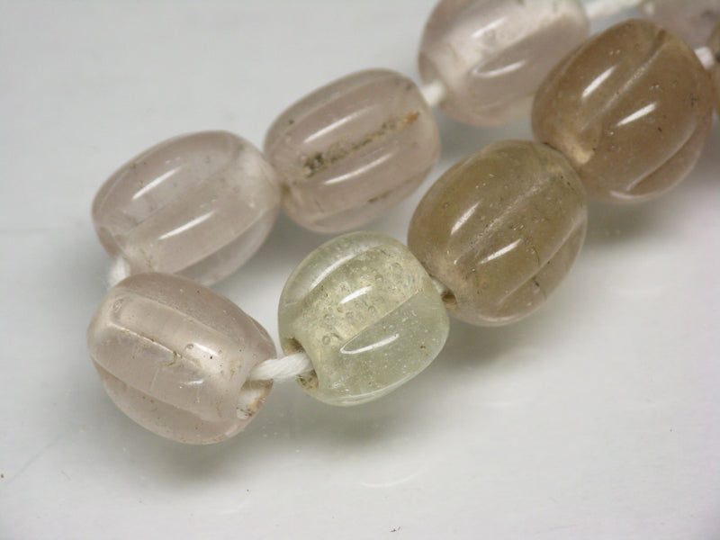 TOKO-BEADS AG026-28N Glass bead (strand) Vintage color 7.5~9mm AG026-28N ナツメ型ビーズ（連）ヴィンテージカラー 7.5~9mm Asian bead & African bead  Handmade,Lampeork,bead,asia,india,ethnic,parts,accessory,beads とんぼ玉,ビーズ,トンボ玉,アジア,インド,エスニック,手作り,パーツ,アクセサリー