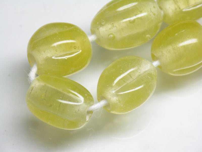 TOKO-BEADS AG026N-77 Glass bead (30pcs/strand) 10~11.5mm AG026N-77 ナツメ型ビーズ（30個/連） 10~11.5mm Asian bead & African bead  Handmade,Lampeork,bead,asia,india,ethnic,parts,accessory,beads とんぼ玉,ビーズ,トンボ玉,アジア,インド,エスニック,手作り,パーツ,アクセサリー