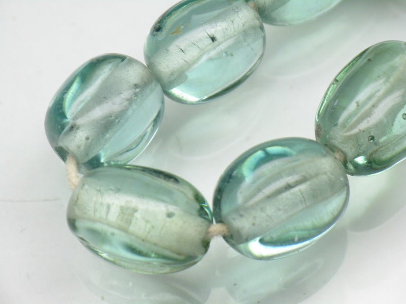 TOKO-BEADS AG026-78N Glass bead (30pcs/strand) 9~10mm AG026-78N ナツメ型ビーズ（30個/連） 9~10mm Asian bead & African bead  Handmade,Lampeork,bead,asia,india,ethnic,parts,accessory,beads とんぼ玉,ビーズ,トンボ玉,アジア,インド,エスニック,手作り,パーツ,アクセサリー