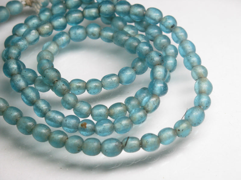 TOKO-BEADS AG027N-54 Glass Seed bead (strand) 5~5.5mm AG027N-54 シードビーズ（連） 5~5.5mm Asian bead & African bead  Handmade,Lampeork,bead,asia,india,ethnic,parts,accessory,beads とんぼ玉,ビーズ,トンボ玉,アジア,インド,エスニック,手作り,パーツ,アクセサリー