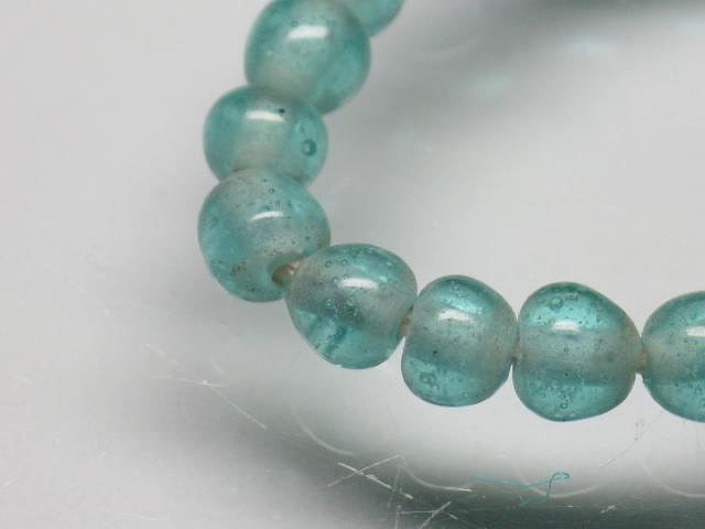 TOKO-BEADS AG028N-70 Glass Seed bead (strand) 4~4.5mm AG028N-70 シードビーズ（連） 4~4.5mm Asian bead & African bead  Handmade,Lampeork,bead,asia,india,ethnic,parts,accessory,beads とんぼ玉,ビーズ,トンボ玉,アジア,インド,エスニック,手作り,パーツ,アクセサリー