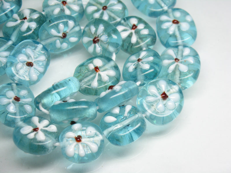 TOKO-BEADS AG034-05N Glass bead (strand) 14~15mm AG034-05N フラワービーズ（連） 14~15mm Asian bead & African bead  Handmade,Lampeork,bead,asia,india,ethnic,parts,accessory,beads とんぼ玉,ビーズ,トンボ玉,アジア,インド,エスニック,手作り,パーツ,アクセサリー