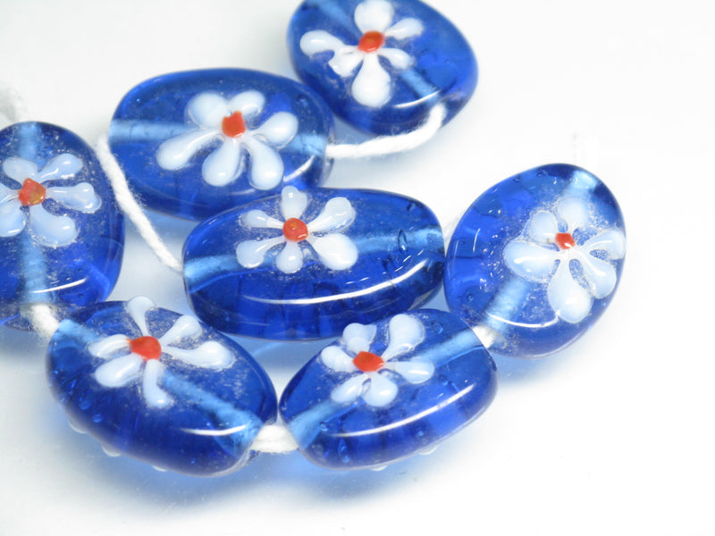 TOKO-BEADS AG034-06N Glass bead (strand) 14~15mm AG034-06N フラワービーズ（連） 14~15mm Asian bead & African bead  Handmade,Lampeork,bead,asia,india,ethnic,parts,accessory,beads とんぼ玉,ビーズ,トンボ玉,アジア,インド,エスニック,手作り,パーツ,アクセサリー