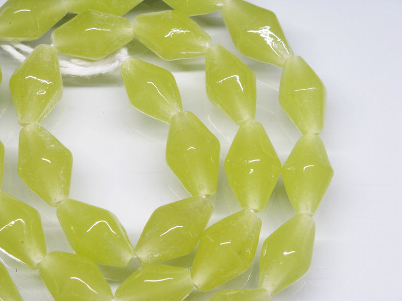 TOKO-BEADS AG037-57N Glass bead (strand) 9~10mm AG037-57N ひし形とんぼ玉（連） 9~10mm Asian bead & African bead  Handmade,Lampeork,bead,asia,india,ethnic,parts,accessory,beads とんぼ玉,ビーズ,トンボ玉,アジア,インド,エスニック,手作り,パーツ,アクセサリー